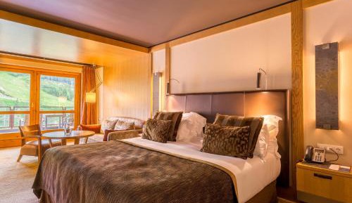 Junior Suite Deluxe (2 Adults)