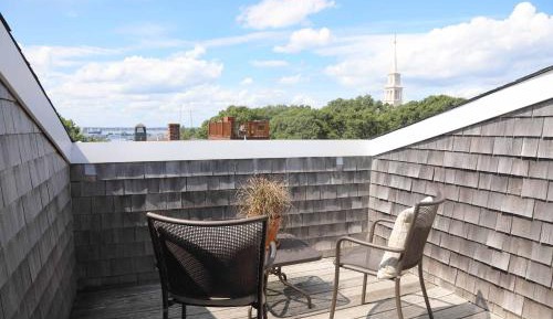 Townhouse Suite
