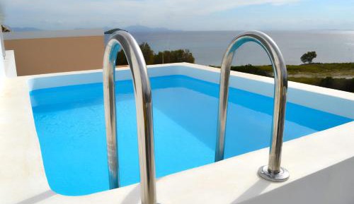 Suite with Private Pool