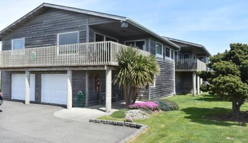 Three-Bedroom Townhouse