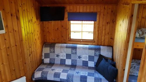 Standard Cottage with Private Bath and Toilet