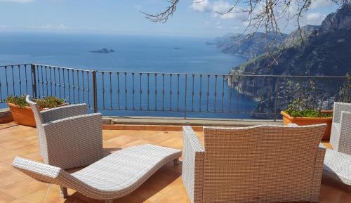 Quadruple Room with Terrace