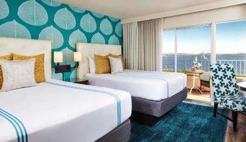 Queen Room with Bay View