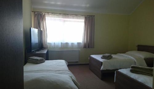 Triple Room with Private Bathroom