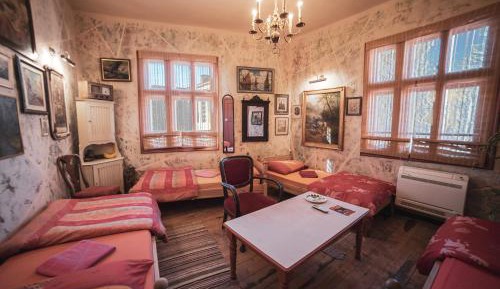 Quadruple Room with Shared Bathroom