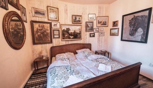 Triple Room with Shared Bathroom