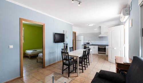 Deluxe Bungalow (4-5-6 Adults)