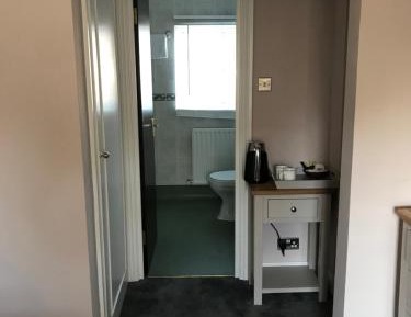 Twin Room with Private Bathroom