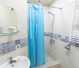 Twin Room with Bathroom