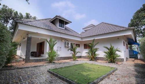 Deluxe Villa