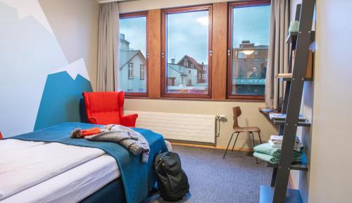 Deluxe Double Room with Private Bathroom