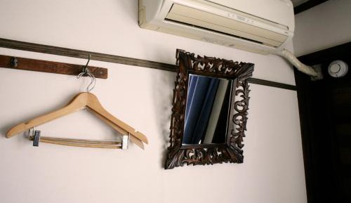 Single Room with Shared Bathroom