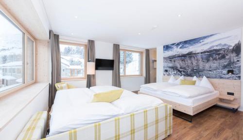 Panorama Family Room