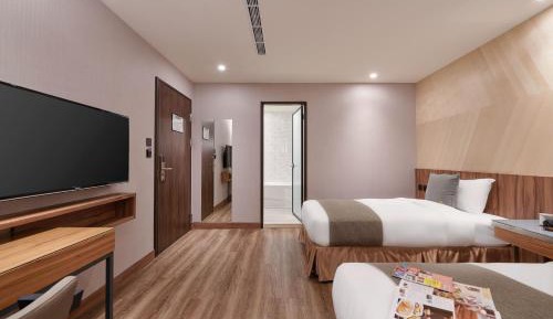 Superior Triple Room - No Window