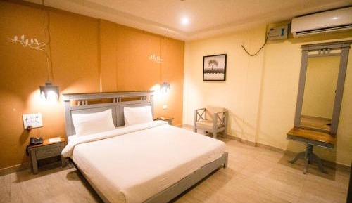 Superior King Room