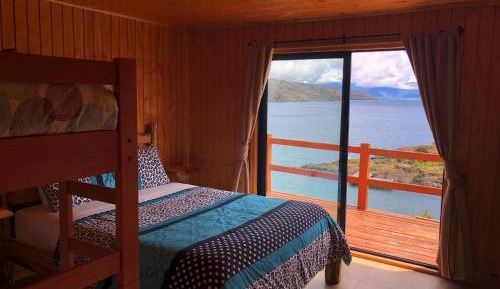 Bungalow - Water Front 