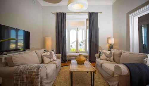 Three-Bedroom Holiday Home 