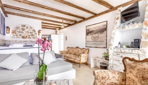 Deluxe Superior Suite