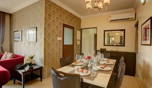 Six Bedroom Apartment with 10% F&B and Laundry discount