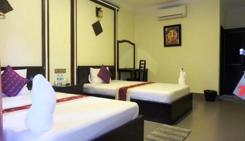 Standard Twin Room with AC