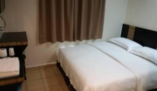 Standard Double Room with Window