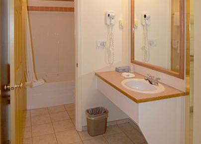 King Room with Spa Bath