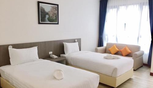 Standard Twin Room