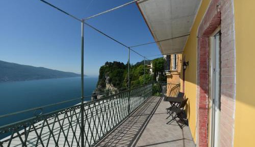 Junior Suite with Balcony