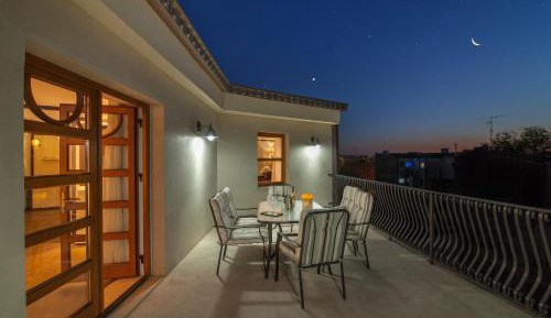 Epoque VIP Suite with Terrace and Free wifi
