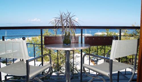 Triple Room with Sea View