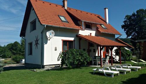 Villa with Garden View
