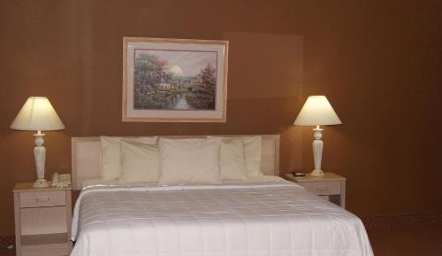 King Room - Disability Access - Non-Smoking