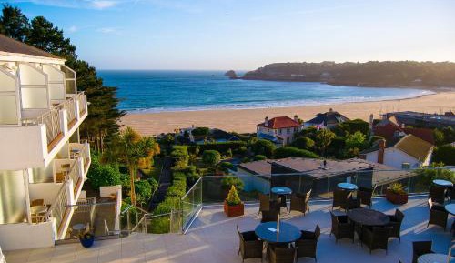 Superior Twin/Double Room with Sea View and Balcony