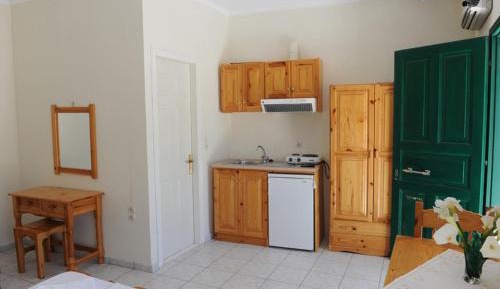 Studio with Mountain View ( 2 Adults)