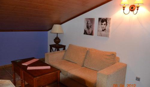 One-Bedroom Apartment with Balcony (2 Adults)