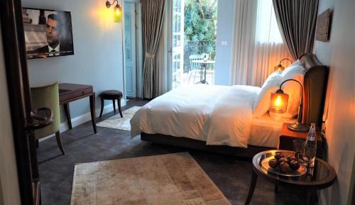 Deluxe King Room with Balcony