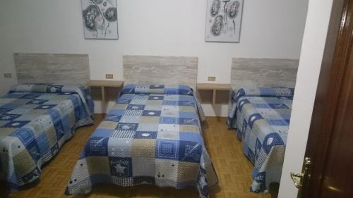 Standard Triple Room with Sea View