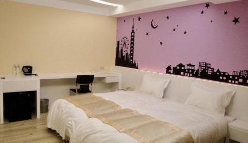 Standard Twin Room (No Window)