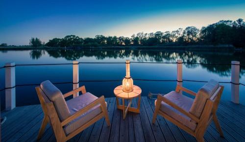Houseboat - Suite lll - with Infrared Sauna