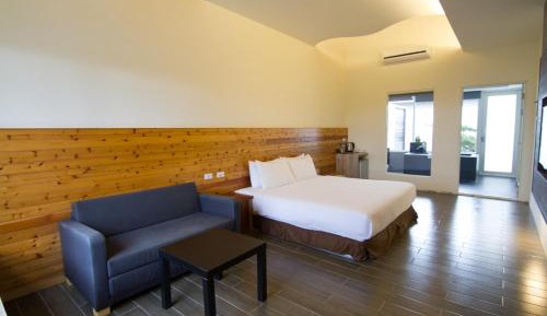 Deluxe Double Room with Bath