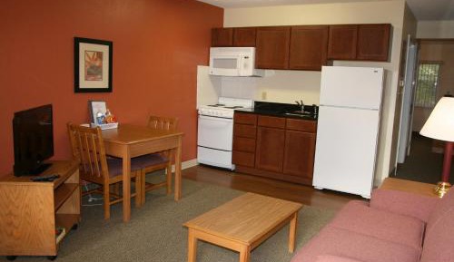 One-Bedroom Suite