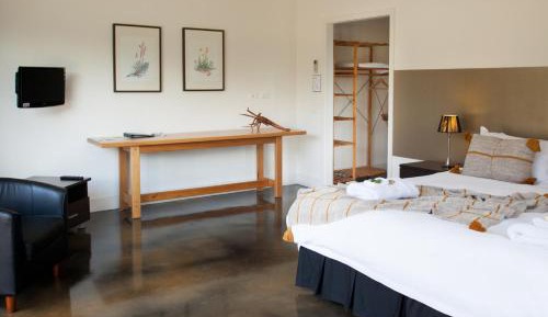 Deluxe King Suite