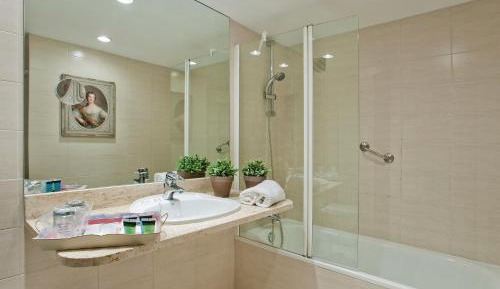 Standard Double Room with Extra Bed