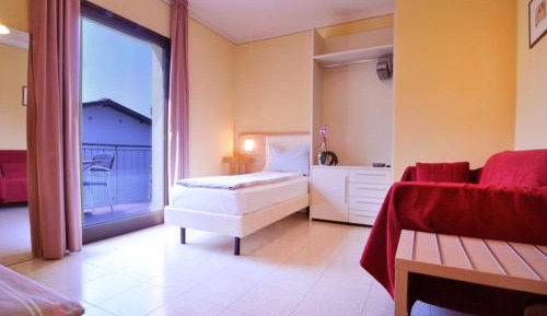 Double Room with Balcony (3 Adults)
