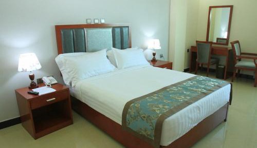 Queen Room