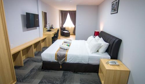 Deluxe King Room