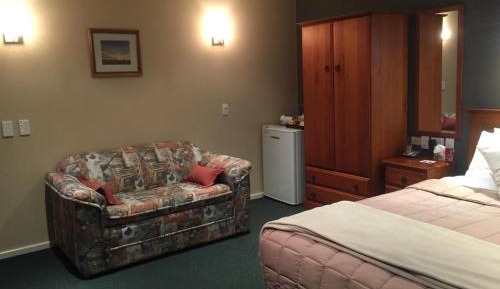 Deluxe King Room with Spa Bath