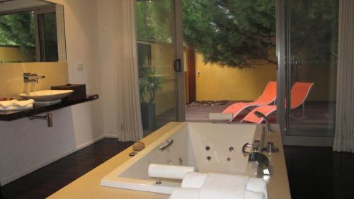 Dusk One-Bedroom Villa 