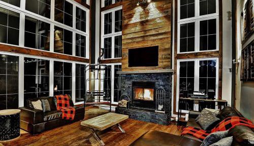 7 Bedroom Holiday Home