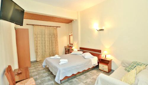 Studio Apartment (2 Adults)